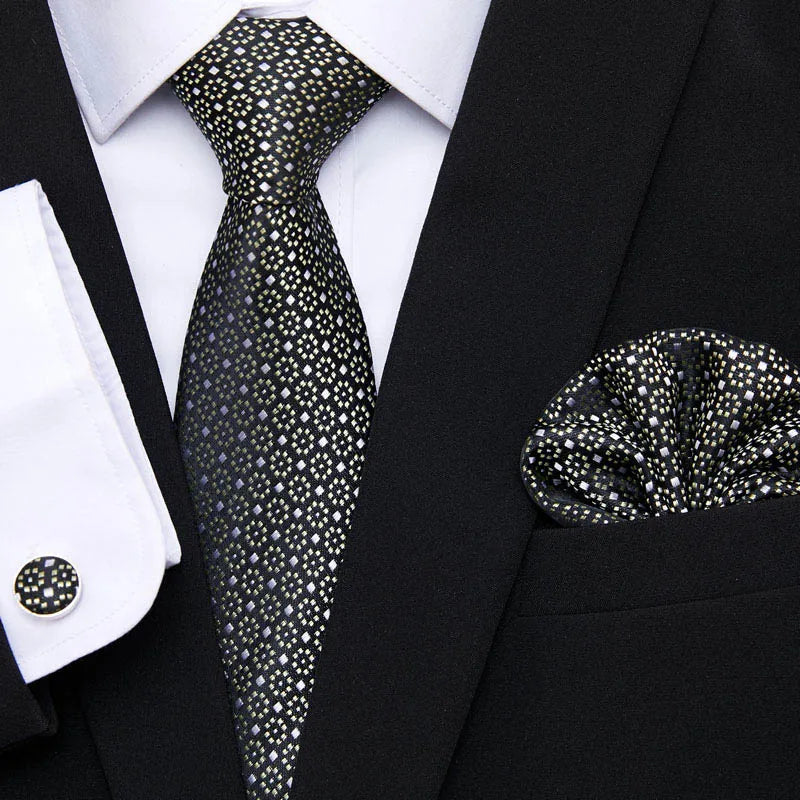Golden Plaid Prestige Set – Jacquard Necktie, Handkerchief & Cufflinks Gift Set