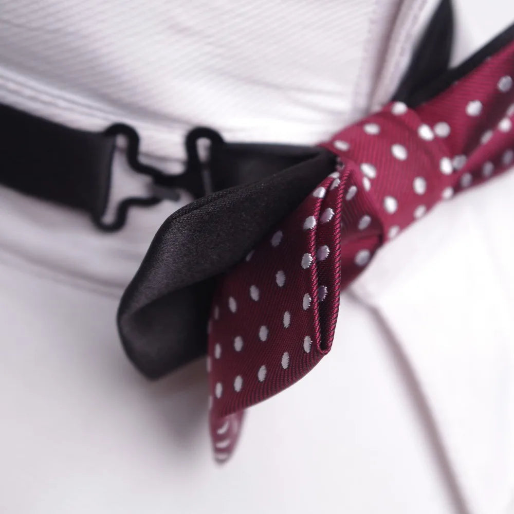 Stylish Striped Knit Bow Tie – Modern Elegance for Formal and Casual Wear