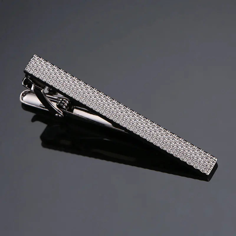 AurumLine™ Classic Gold Tie Clip – Luxury Men’s Accessory & Gift