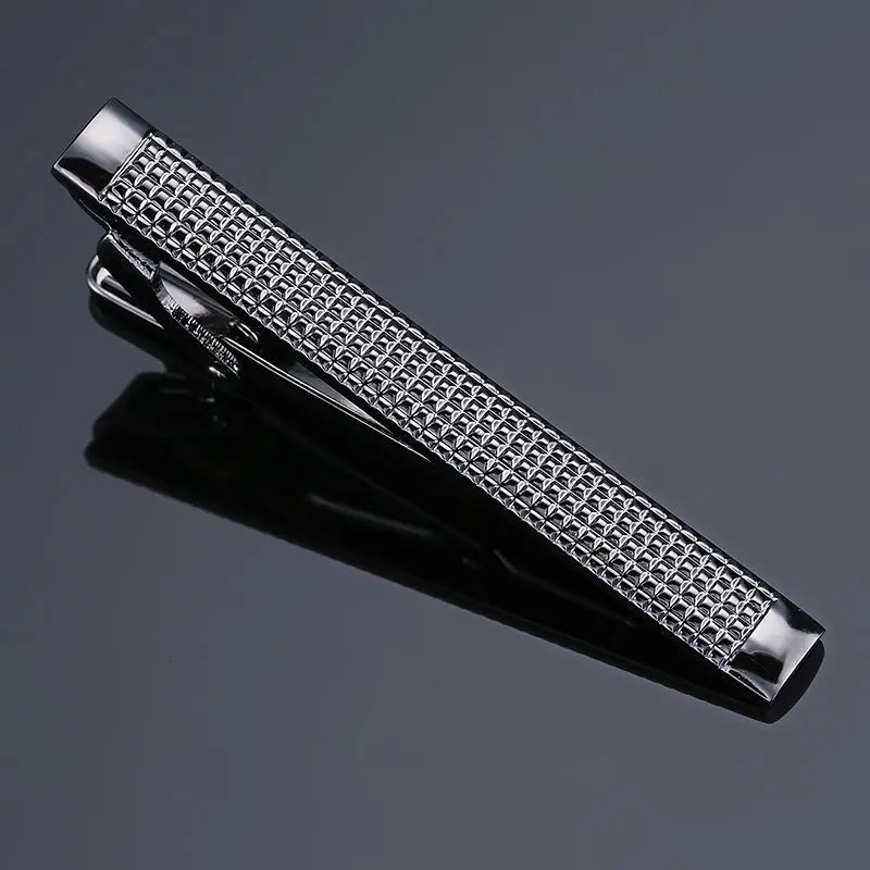 DynastiQ™ Enamel Crystal Tie Clip – Luxury Men’s Wedding & Formal Accessory