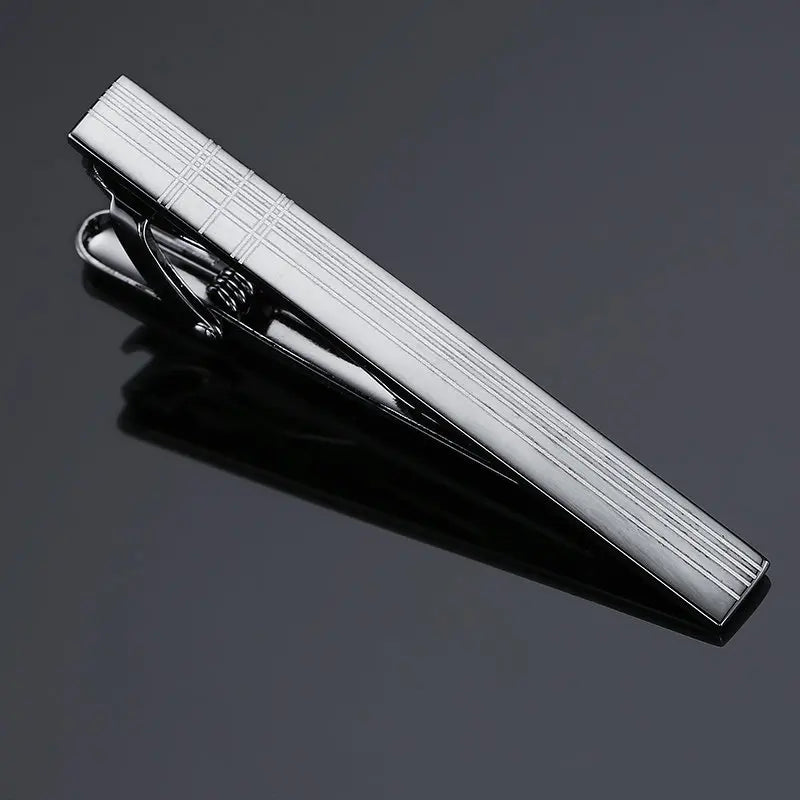 AurumLine™ Classic Gold Tie Clip – Luxury Men’s Accessory & Gift