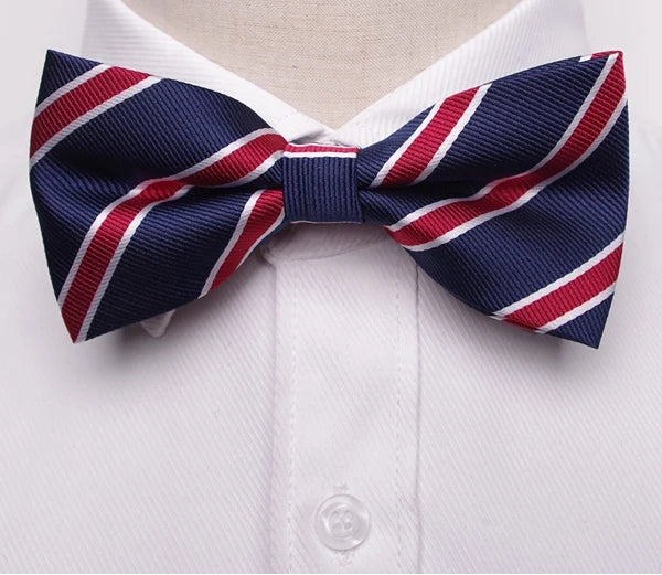 Stylish Striped Knit Bow Tie – Modern Elegance for Formal and Casual Wear