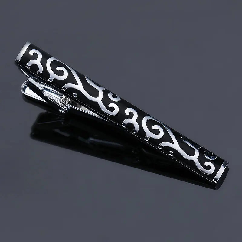 AurumLine™ Classic Gold Tie Clip – Luxury Men’s Accessory & Gift