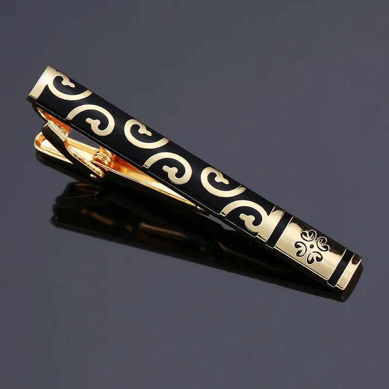 AurumLine™ Classic Gold Tie Clip – Luxury Men’s Accessory & Gift