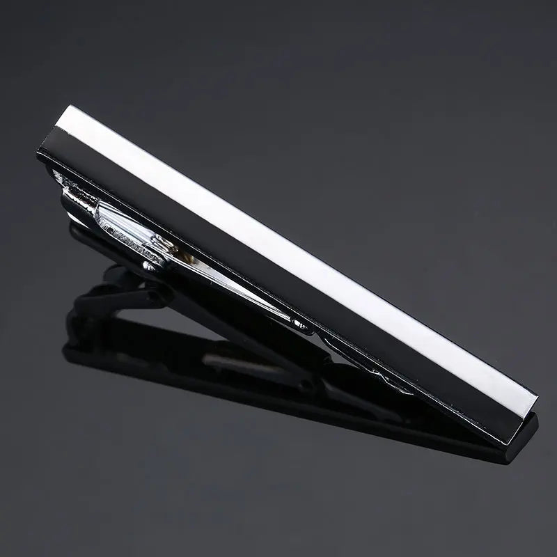 AurumLine™ Classic Gold Tie Clip – Luxury Men’s Accessory & Gift