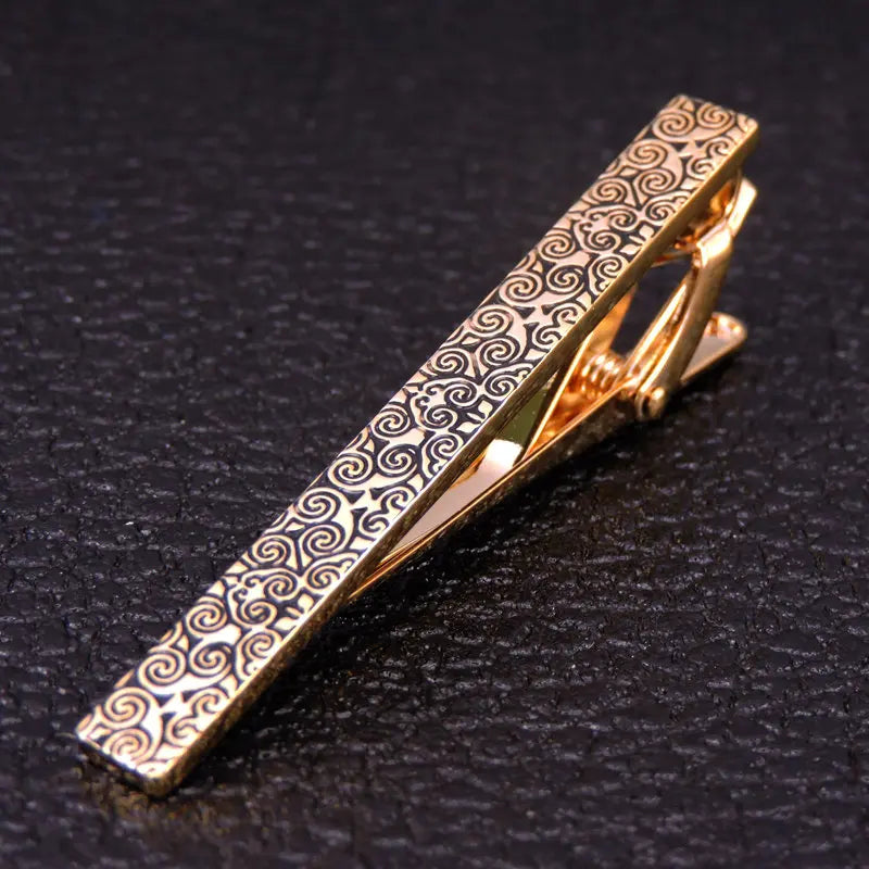 AurumLine™ Classic Gold Tie Clip – Luxury Men’s Accessory & Gift