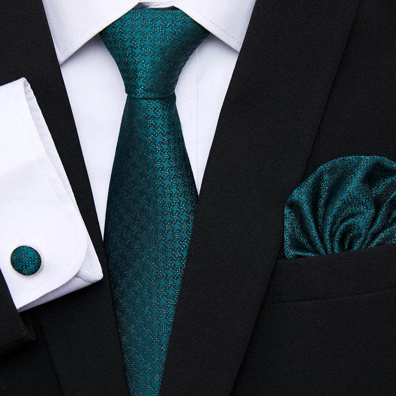 Golden Plaid Prestige Set – Jacquard Necktie, Handkerchief & Cufflinks Gift Set