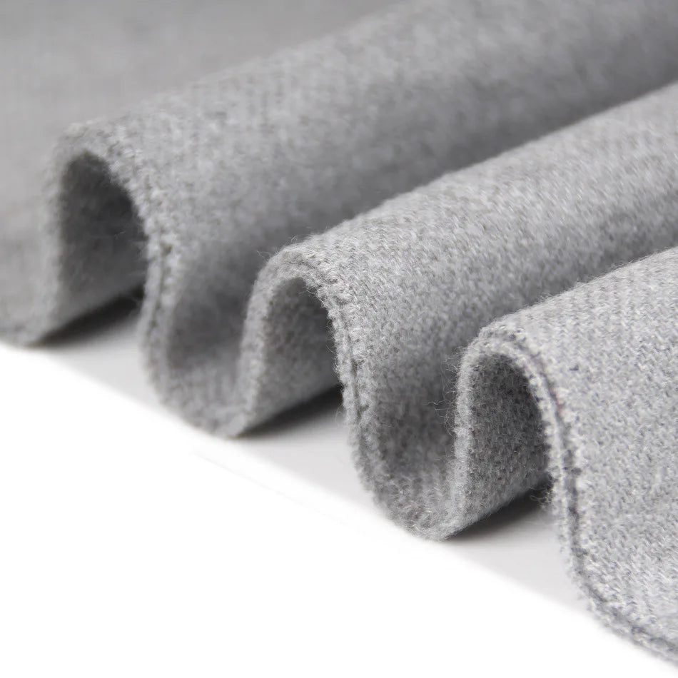 Velano Classic Cashmere-Feel Scarf – Timeless Warmth and Effortless Style