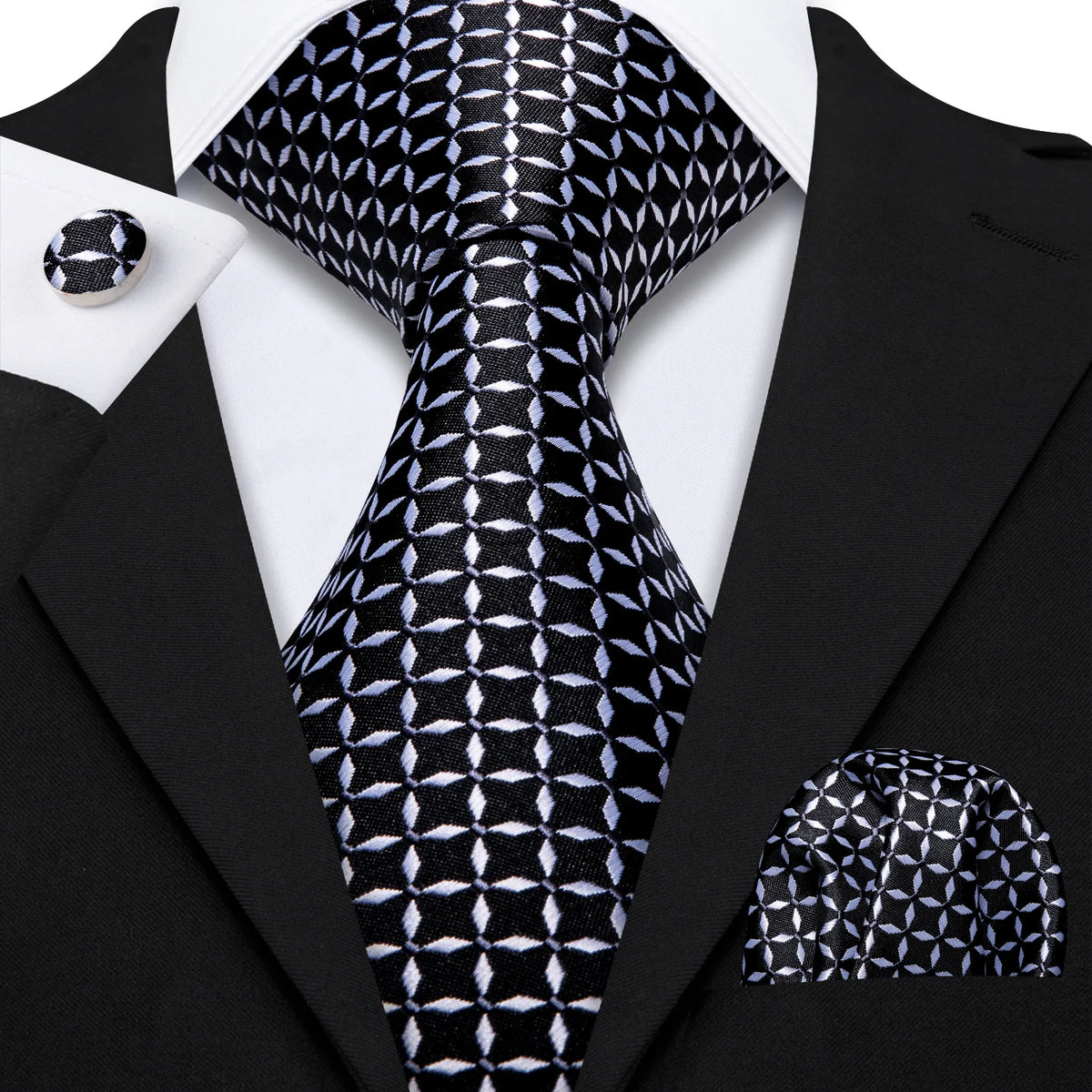 The Checkmate Plaid Tie Set