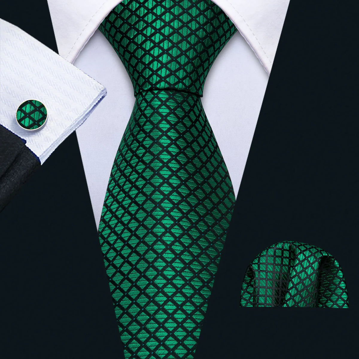 The Checkmate Plaid Tie Set