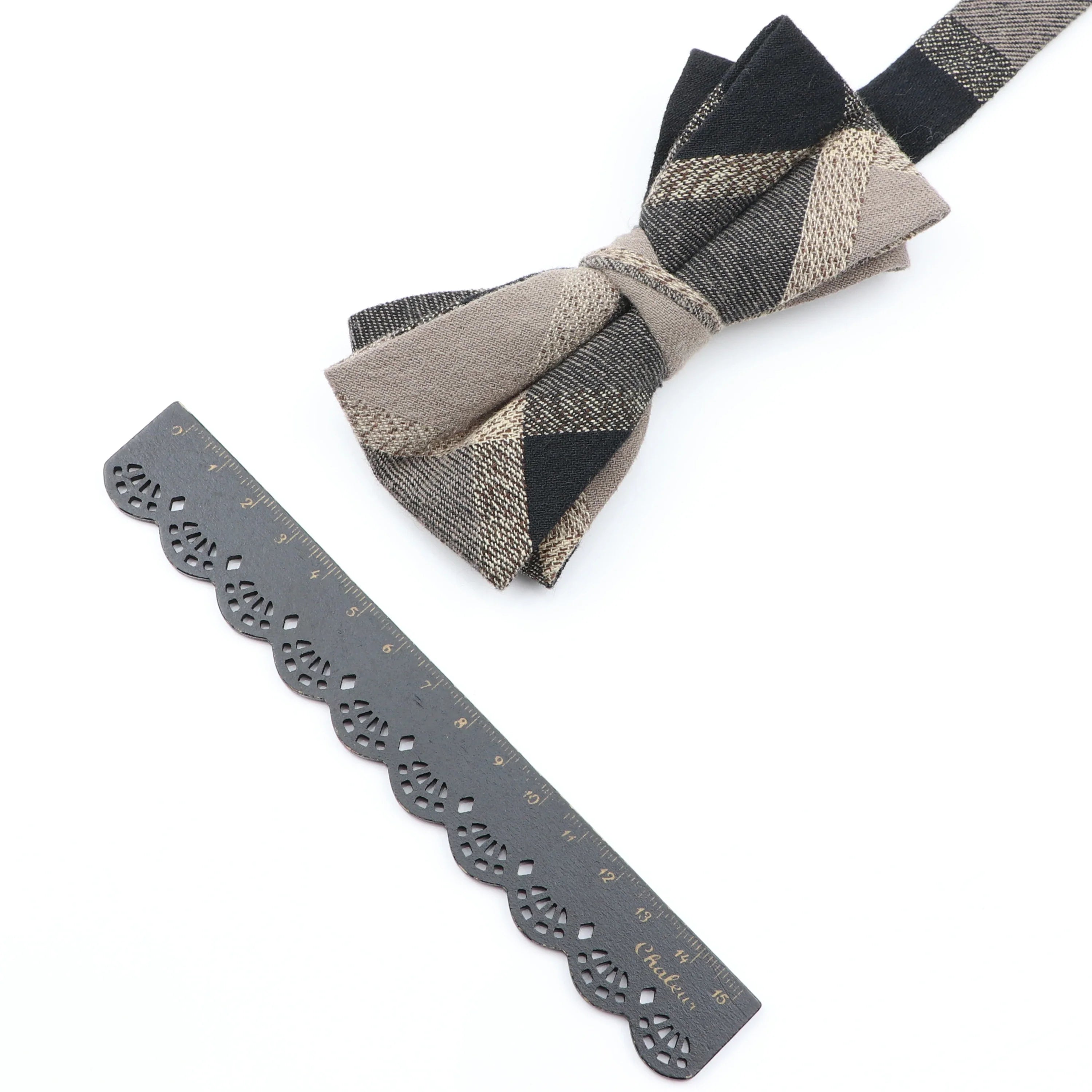 The Wentworth Double-Layer Bowtie