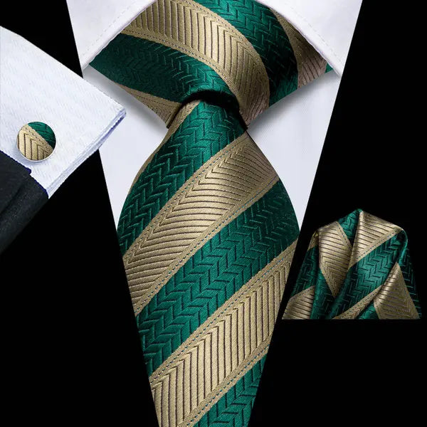 Executive Crest™ Tie Ensemble