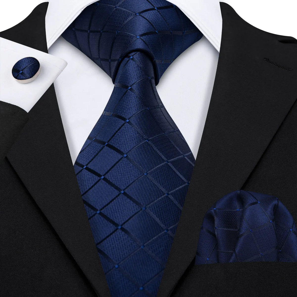 The Checkmate Plaid Tie Set