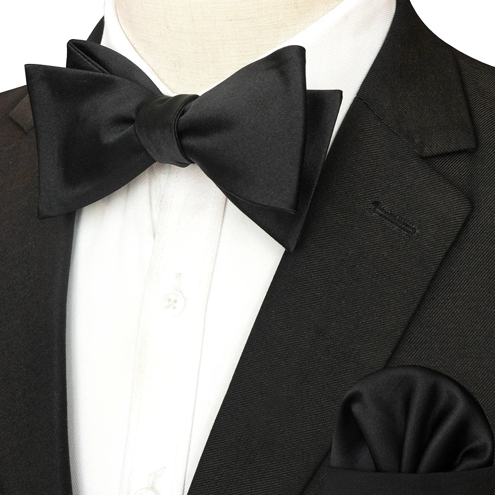 Striped Silk Bow Tie & Pocket Square Set – Refined Elegance for Every Occasion