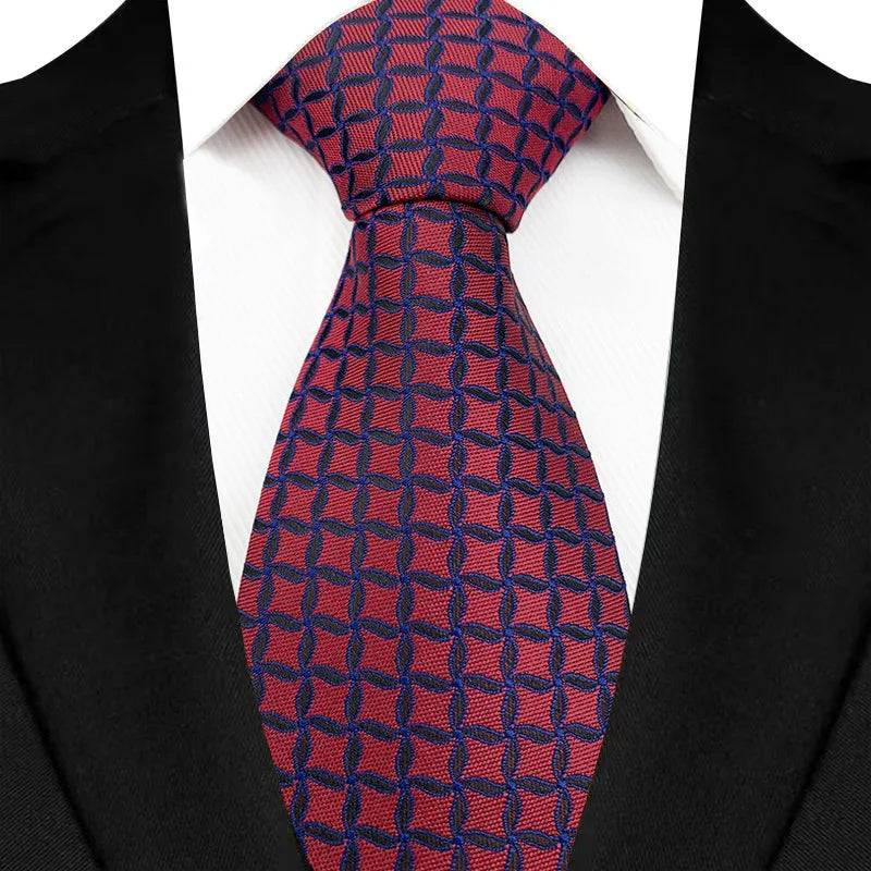 VelvetLine™ Classic Dark Red Paisley Tie (8CM)