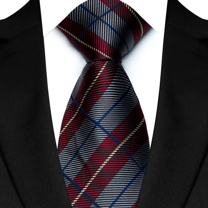 VelvetLine™ Classic Dark Red Paisley Tie (8CM)