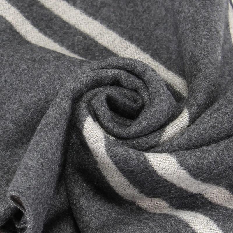 Arden Luxe Cashmere Scarf – Elegant Warmth for the Modern Gentleman