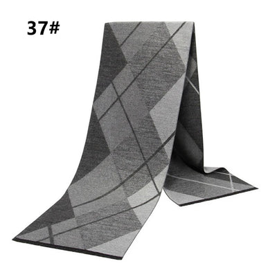 Marquis Cashmere Scarf – Refined Warmth for the Distinguished Man