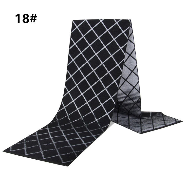Marquis Cashmere Scarf – Refined Warmth for the Distinguished Man