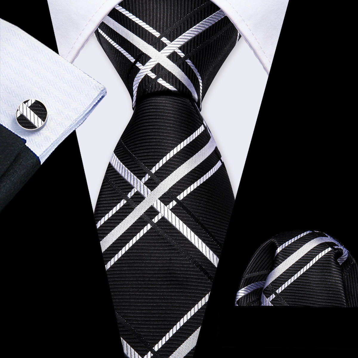 The Checkmate Plaid Tie Set
