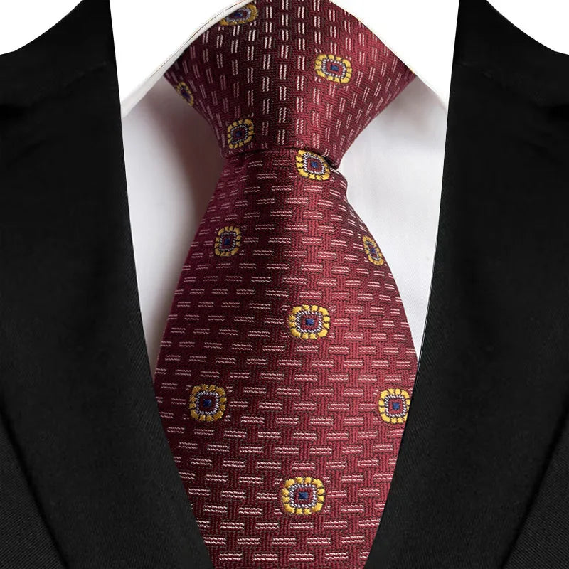 VelvetLine™ Classic Dark Red Paisley Tie (8CM)